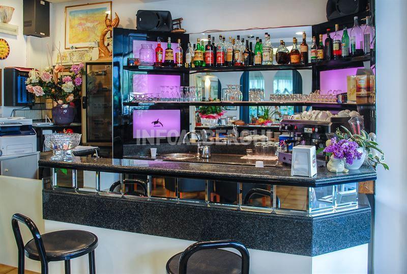 Hotel Barbiani Римини Экстерьер фото